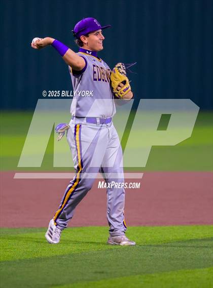 Thumbnail 1 in Grand Saline vs Edgewood photogallery.