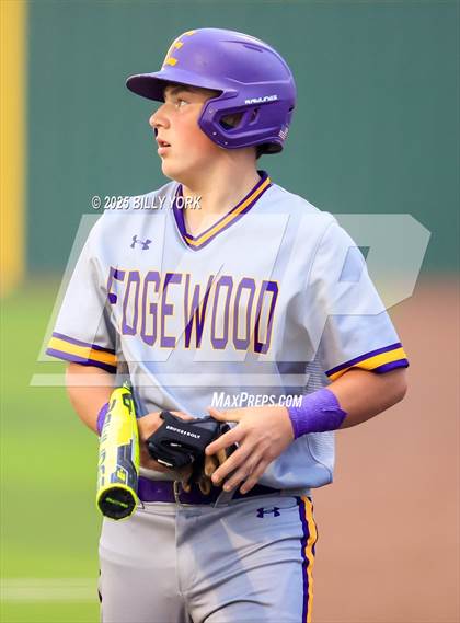 Thumbnail 2 in Grand Saline vs Edgewood photogallery.