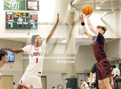 Thumbnail 3 in Windsor @ Liberty photogallery.