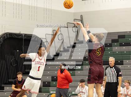 Thumbnail 2 in Windsor @ Liberty photogallery.