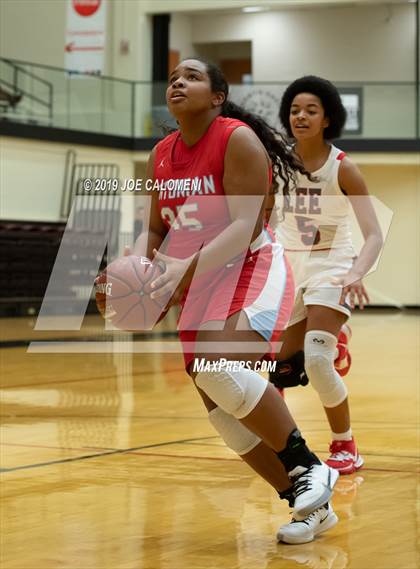 Thumbnail 2 in Lee [Robert E.] vs Antonian Prep photogallery.