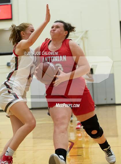 Thumbnail 2 in Lee [Robert E.] vs Antonian Prep photogallery.