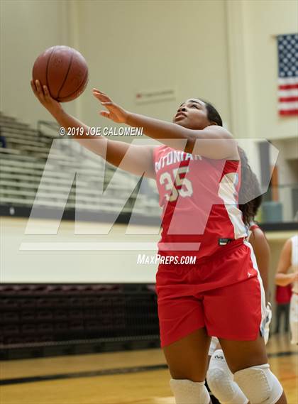 Thumbnail 1 in Lee [Robert E.] vs Antonian Prep photogallery.
