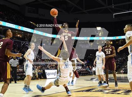 Thumbnail 2 in Christ the King vs Glendale (Bass Pro Shop Tournament of Champions) photogallery.