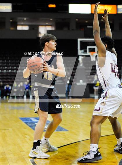 Thumbnail 3 in Winslow vs. Pusch Ridge Christian Academy (AIA 3A Quarterfinal) photogallery.