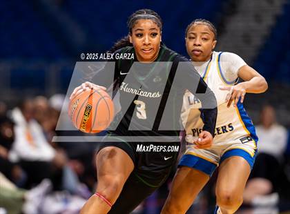 Thumbnail 2 in Boswell vs. Fort Bend Hightower (UIL 6A Basketball Division II Final) photogallery.