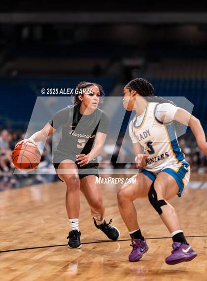 Thumbnail 1 in Boswell vs. Fort Bend Hightower (UIL 6A Basketball Division II Final) photogallery.