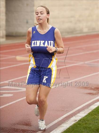 Thumbnail 2 in St. John's Finnegan Invitational photogallery.