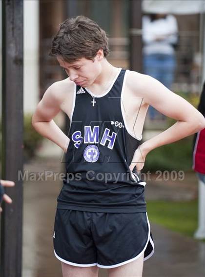Thumbnail 1 in St. John's Finnegan Invitational photogallery.
