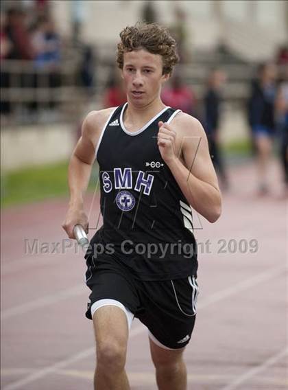Thumbnail 3 in St. John's Finnegan Invitational photogallery.