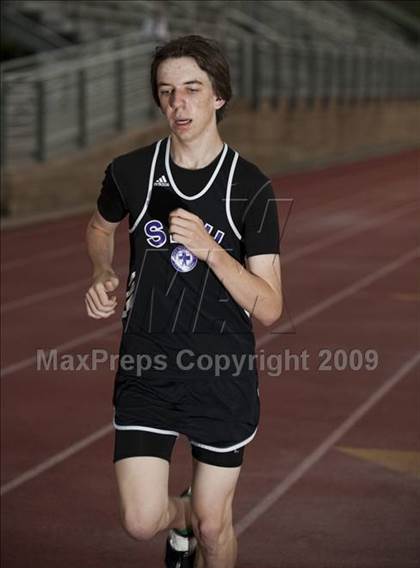 Thumbnail 1 in St. John's Finnegan Invitational photogallery.