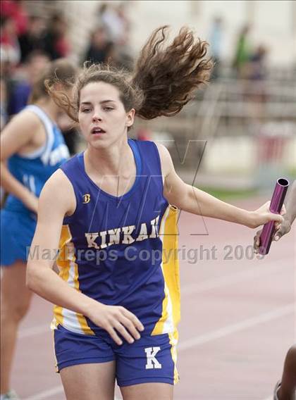 Thumbnail 3 in St. John's Finnegan Invitational photogallery.