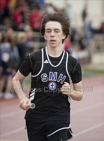 Thumbnail 3 in St. John's Finnegan Invitational photogallery.