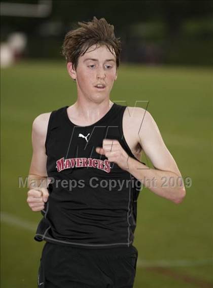 Thumbnail 1 in St. John's Finnegan Invitational photogallery.