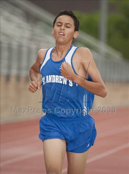 Thumbnail 3 in St. John's Finnegan Invitational photogallery.