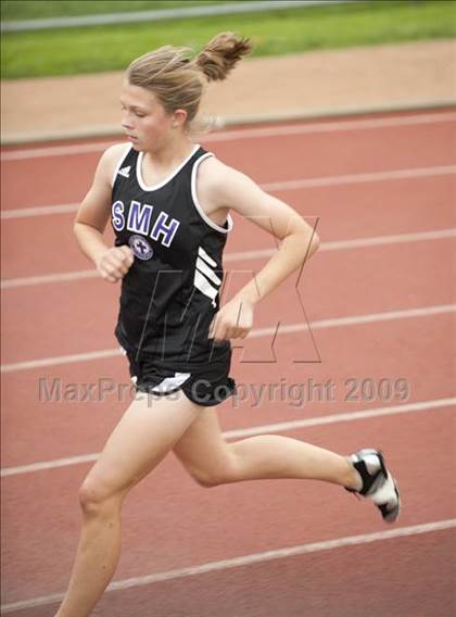 Thumbnail 1 in St. John's Finnegan Invitational photogallery.
