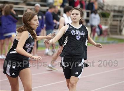 Thumbnail 1 in St. John's Finnegan Invitational photogallery.