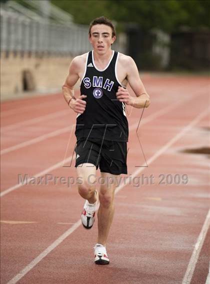 Thumbnail 2 in St. John's Finnegan Invitational photogallery.