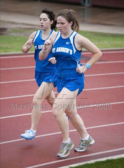 Thumbnail 1 in St. John's Finnegan Invitational photogallery.