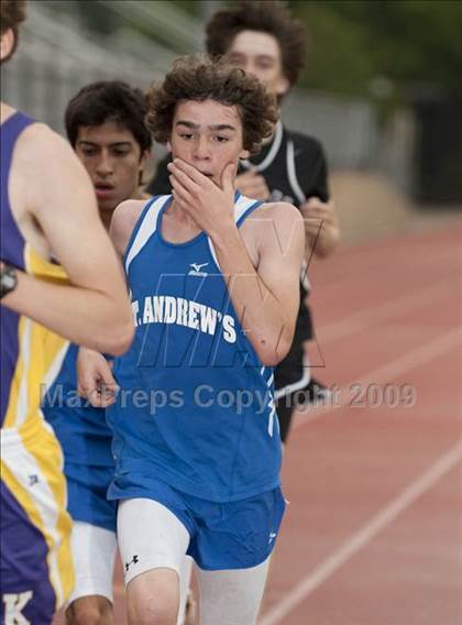 Thumbnail 2 in St. John's Finnegan Invitational photogallery.