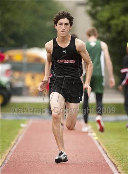 Thumbnail 1 in St. John's Finnegan Invitational photogallery.