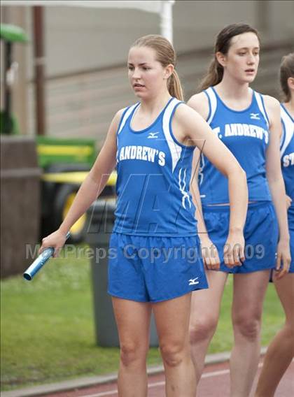 Thumbnail 1 in St. John's Finnegan Invitational photogallery.