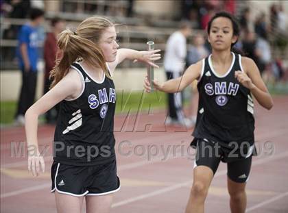 Thumbnail 2 in St. John's Finnegan Invitational photogallery.
