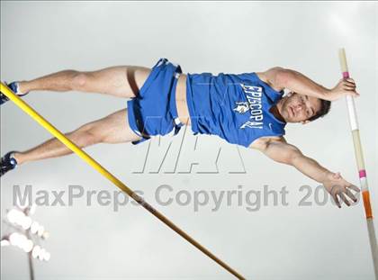Thumbnail 2 in St. John's Finnegan Invitational photogallery.