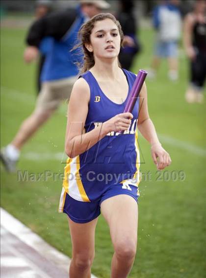 Thumbnail 2 in St. John's Finnegan Invitational photogallery.