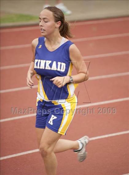Thumbnail 2 in St. John's Finnegan Invitational photogallery.