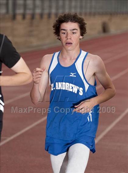 Thumbnail 1 in St. John's Finnegan Invitational photogallery.