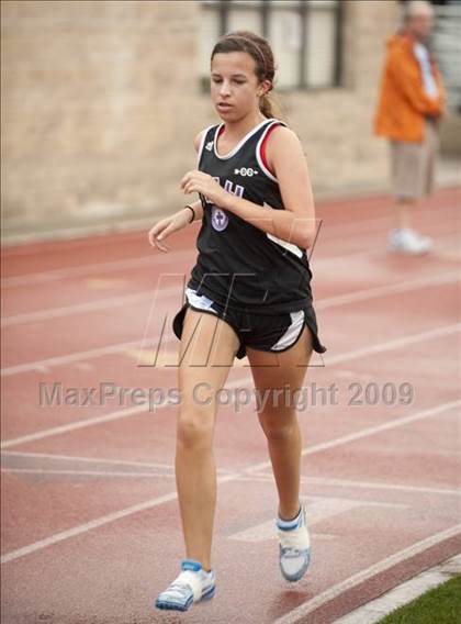 Thumbnail 2 in St. John's Finnegan Invitational photogallery.