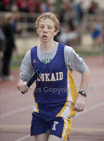 Thumbnail 2 in St. John's Finnegan Invitational photogallery.