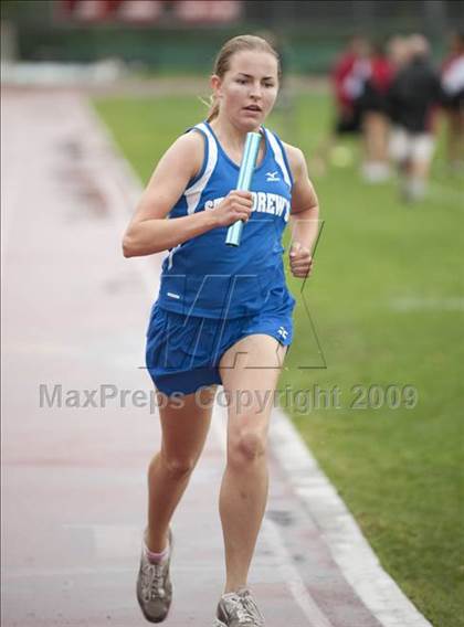 Thumbnail 3 in St. John's Finnegan Invitational photogallery.