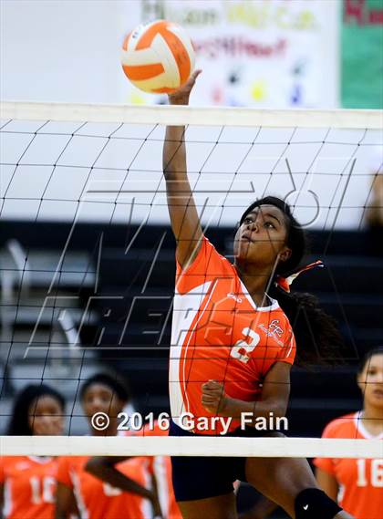 Thumbnail 3 in Upperman vs East Ridge (Hixson Invitation)  photogallery.