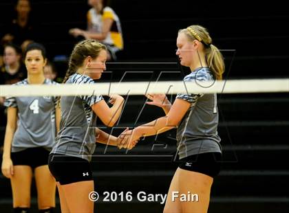 Thumbnail 2 in Upperman vs East Ridge (Hixson Invitation)  photogallery.