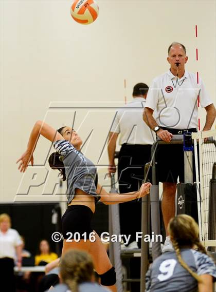 Thumbnail 3 in Upperman vs East Ridge (Hixson Invitation)  photogallery.
