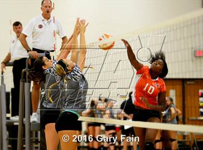 Thumbnail 2 in Upperman vs East Ridge (Hixson Invitation)  photogallery.