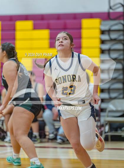 Thumbnail 1 in South Hills vs. Sonora photogallery.