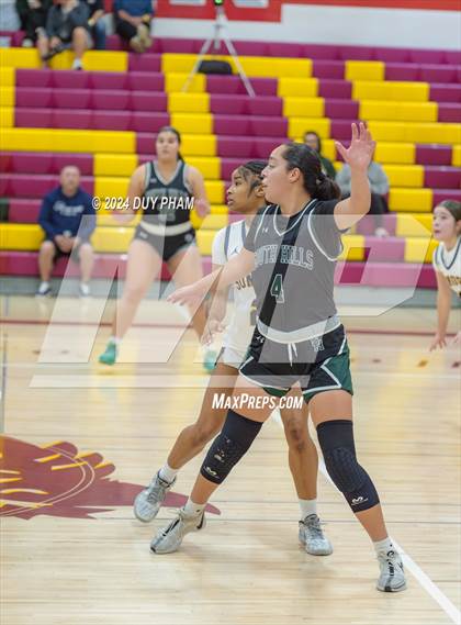 Thumbnail 1 in South Hills vs. Sonora photogallery.