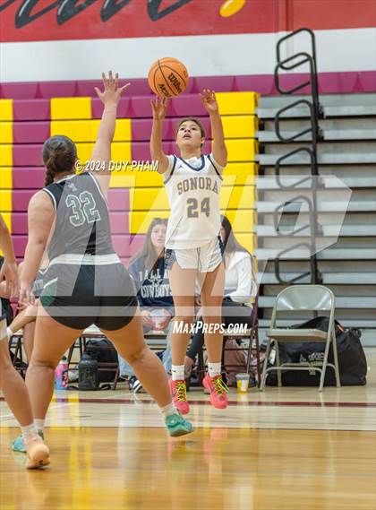 Thumbnail 3 in South Hills vs. Sonora photogallery.
