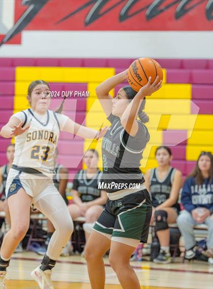 Thumbnail 2 in South Hills vs. Sonora photogallery.