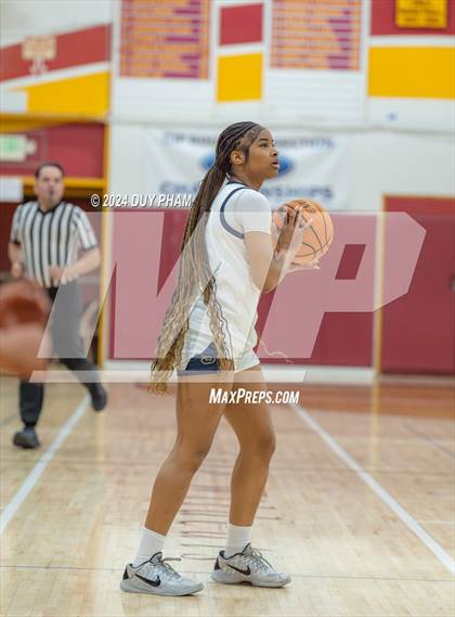Thumbnail 1 in South Hills vs. Sonora photogallery.