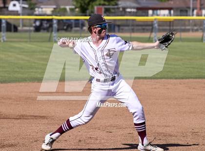 Thumbnail 3 in Mendota @ Fresno Christian (CIF CS Division 6 Semifinal Playoff Game) photogallery.
