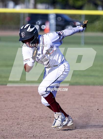 Thumbnail 1 in Mendota @ Fresno Christian (CIF CS Division 6 Semifinal Playoff Game) photogallery.