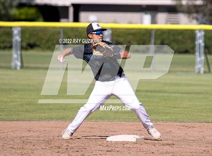 Thumbnail 1 in Mendota @ Fresno Christian (CIF CS Division 6 Semifinal Playoff Game) photogallery.