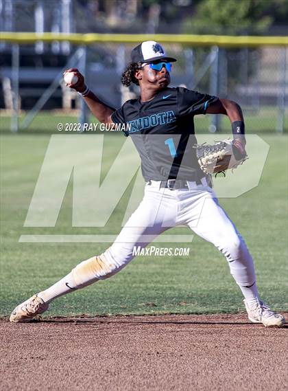 Thumbnail 2 in Mendota @ Fresno Christian (CIF CS Division 6 Semifinal Playoff Game) photogallery.