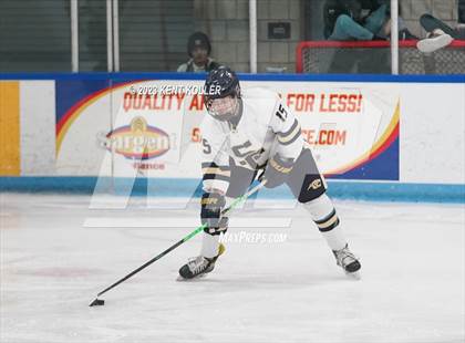 Thumbnail 2 in Divine Child @ Stoney Creek photogallery.