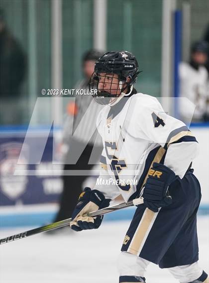 Thumbnail 2 in Divine Child @ Stoney Creek photogallery.