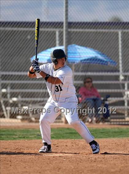 Thumbnail 2 in Palo Verde vs. Green Valley (Lion Invitational) photogallery.